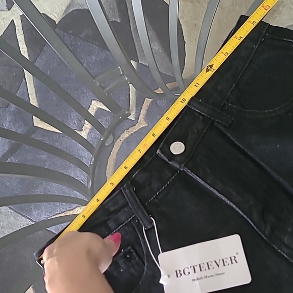 Brand New Straight Leg Jeans ❤️ - Picture 6 of 10